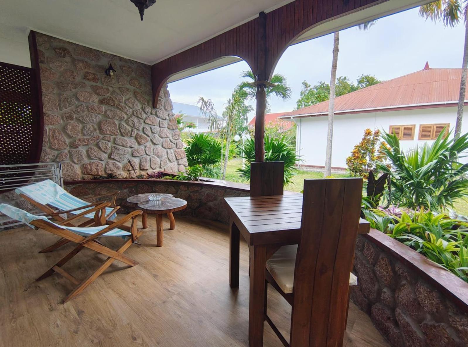 The Islander Hotel Grand Anse  Luaran gambar